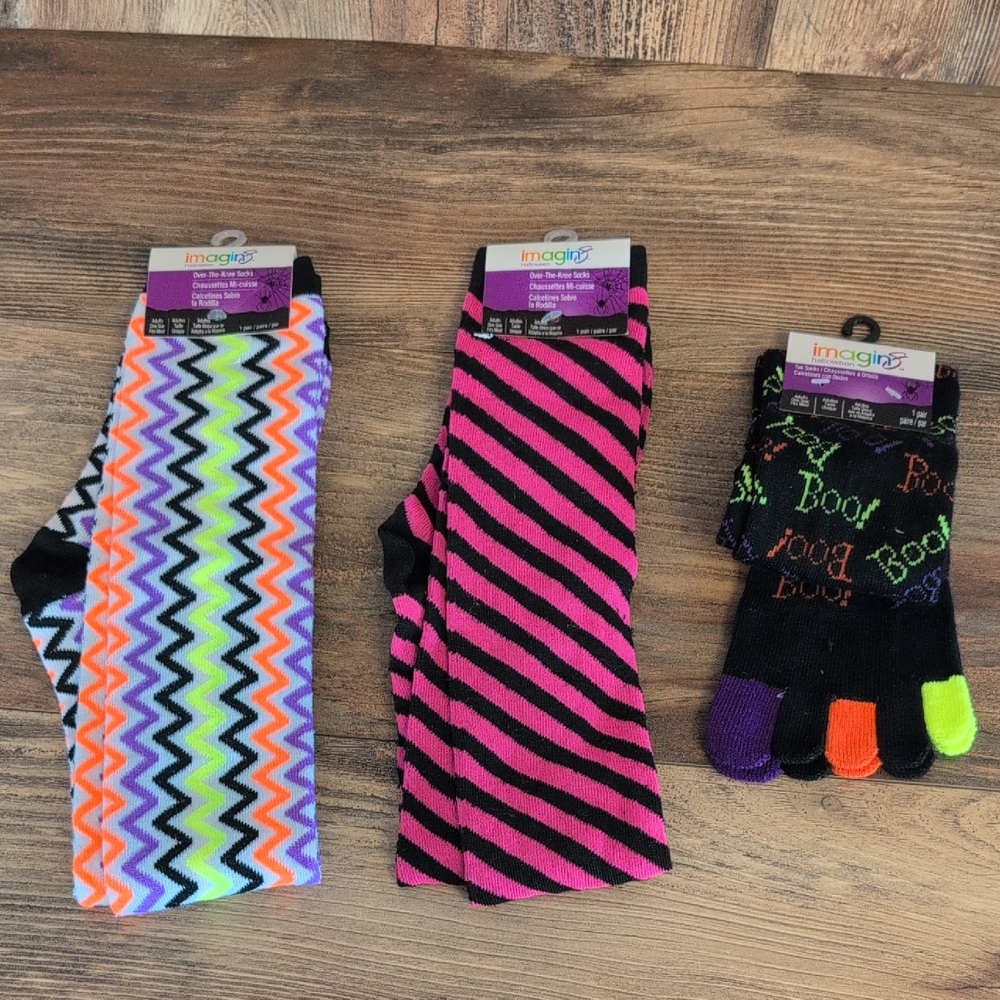 NWT 3 Sets Imagin8 Halloween Women's Vibrant Zigzag and Striped Socks     M423